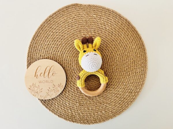 Roca girafa em crochet